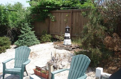 Ocean Beach House | Sea Capt's Cottage, Steps to ocean