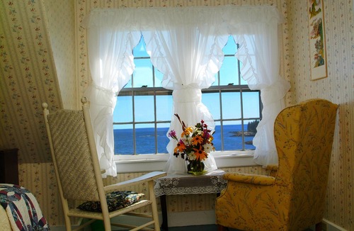 Corea House | Sea Captain's on 200 acres & Sand Beach, 5 mins to Acadia Nat'l Park at Schoodic