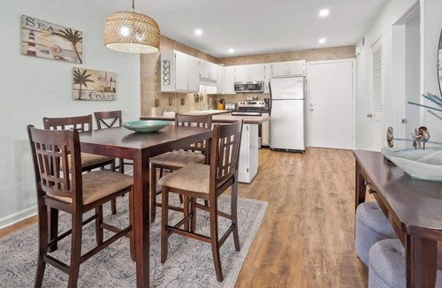 Cherry Grove Beach Condo | Sea Cloisters II Ocean Front Beach Retreat