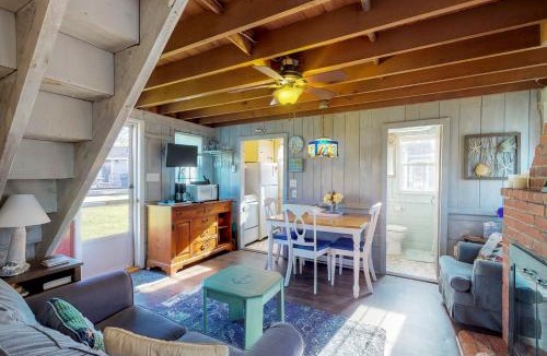 Barnstable House | Sea Coast Cottage