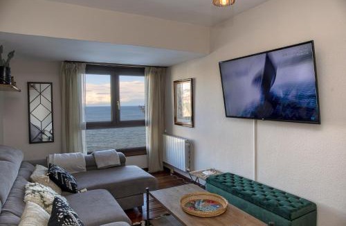 Lekeitio Apartment | Sea Coast Lekeitio by HomeBilbao
