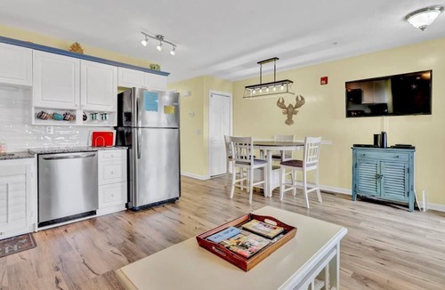 Surf City Condo | Sea Coast Suites 10 | Surf City, NC | Elevator