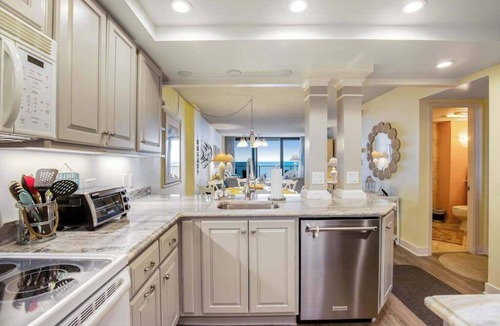 Bethany Beach House | Sea Colony Ocean 6th floor condo w/pool, gym, and free WiFi