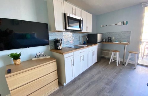 Bostwick Park House | Sea Dip Resort Studios