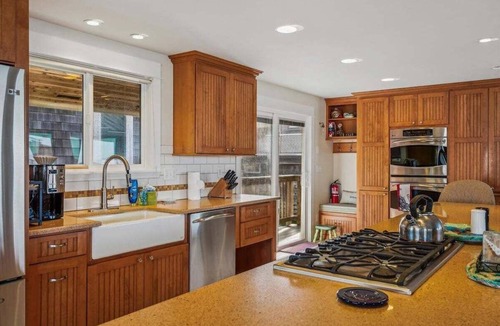 Tolovana Park House | Sea Dreams - New Listing!