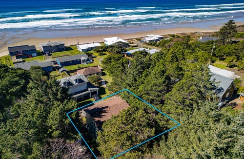 Yachats House | Sea Enchantment - Ocean View, Easy Beach Access