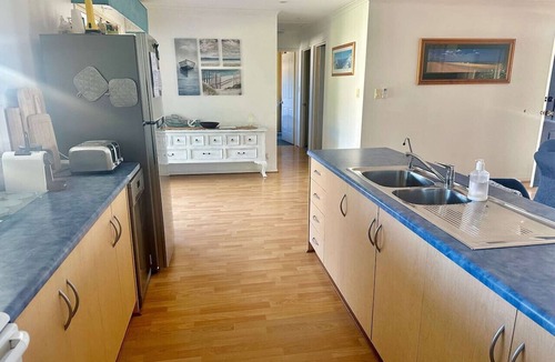 Goolwa South House | Sea-esta WIFI, Foxtel, Pet Friendly