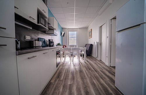 La Rogere Apartment | Sea-facing 5-person apartment, south-facing 1st floor