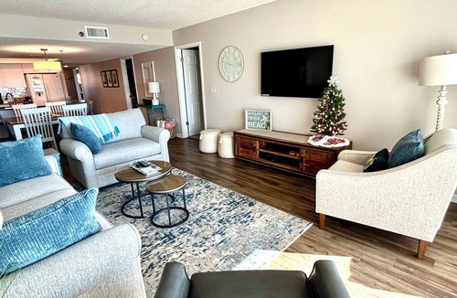 Indian Shores Condo | Sea Gate 206 Beautiful Beach Front Condo/3 BR - 2 BTH