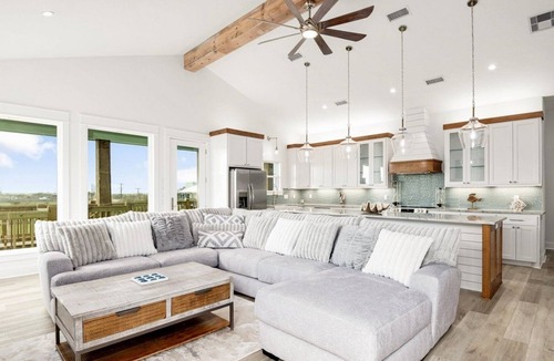 Port Bolivar House | “Sea Glass”; Beach Views Galore; Private Beach Access; Brand New/Hidden Gem