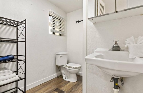 Rockaway Beach House | Sea Haven Motel Unit 4