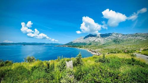 Orebic Villa | SEA HOUSE mobile home, pool, bikes, SUP - PRIVILEGE POINT camping & villas
