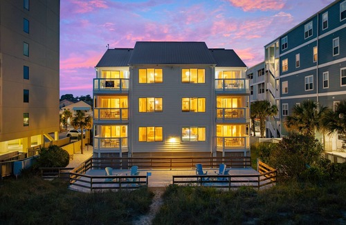 Ocean Drive Villa | Sea House Villas - Oceanfront Estate w/Large Pool (Sleeps 60 Across 6 Units)