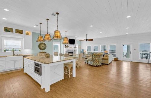 Port Bolivar House | Sea It All | Beachfront | 2 King Primary's