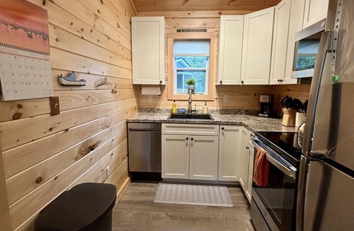 Bar Harbor Cabin | Sea Knot Cottage #3 at Explore Acadia Cottages