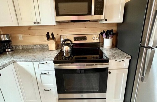 Bar Harbor Cabin | Sea Knot Cottage #3 at Explore Acadia Cottages