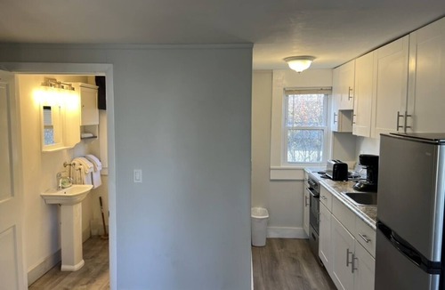 York Beach Hotel | Sea Latch Inn