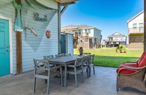 Crystal Beach House | Sea Leggs Cabin home