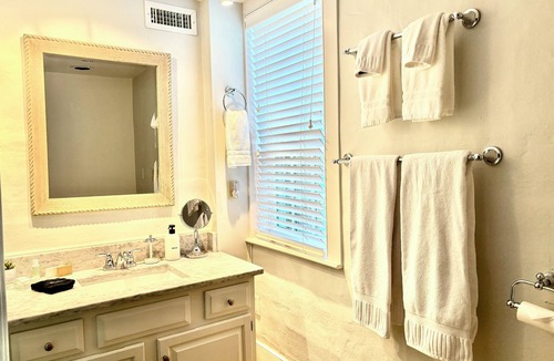 West Brewster Bed & Breakfast | Sea Meadow Inn