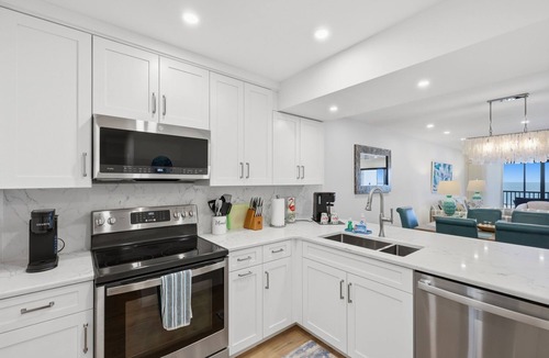 Boca Grande Condo | Sea Oats 215 - Pool/Spa - Elevator - Sleeps 6