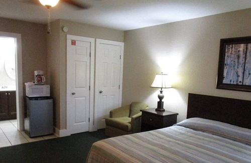 Crystal Beach Hotel | Sea Oats Motel