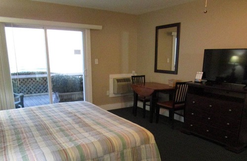 Crystal Beach Hotel | Sea Oats Motel