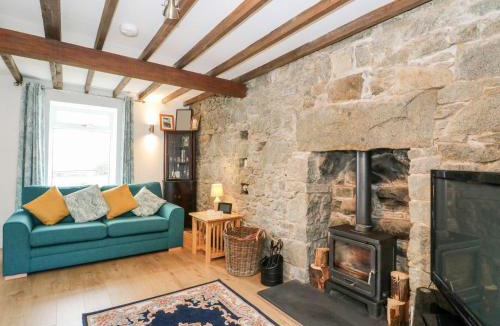 Kentallen House | Sea Otter Cottage