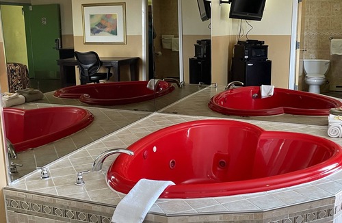 Seaside Heights Hotel | Sea Palace Inn