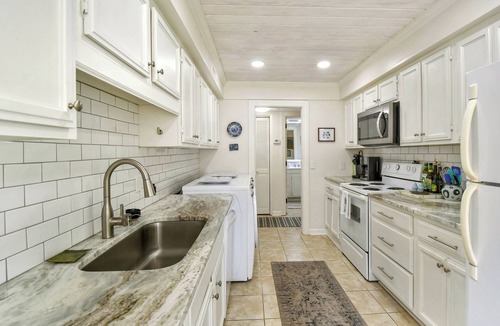 Saint Simons Island Condo | Sea Palms Colony - 2 bed/2 bath ground level condo- Pup Friendly