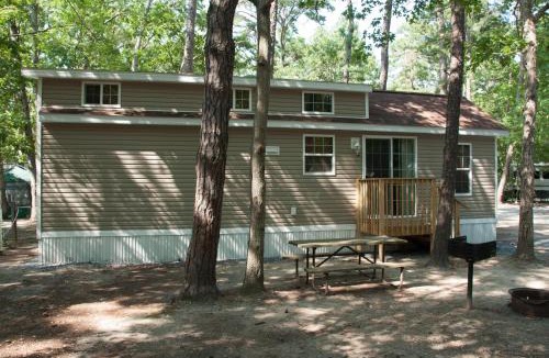 Cape May Court House Resort | Sea Pines Loft Cottage 7