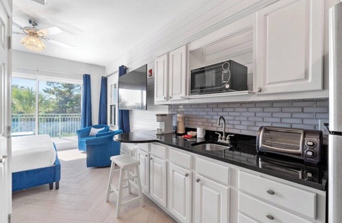 Rosemary Beach Condo | Sea Pointe 30A 200–Balcony–Sleeps 2