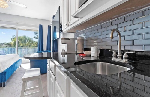 Rosemary Beach Condo | Sea Pointe 30A 200–Balcony–Sleeps 2