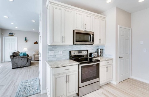 Navarre Beach House | Sea Salt Cottage: Amazing home located on the Gulf of Mexico. Sleeps 13 comfortably!