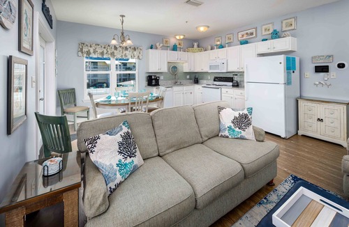 Fort Walton Beach Condo | Sea Shell at Sunset Cottages on Okaloosa Island- Openings Spring, Summer, Fall