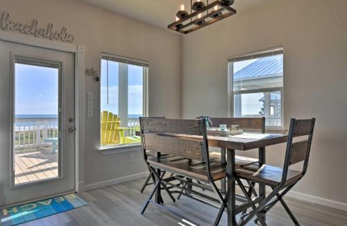 Freeport House | 'Sea Shell Chalet': Oceanfront Surfside Beach Gem