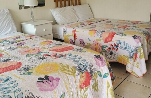 Misquamicut Hotel | Sea Shell Motel