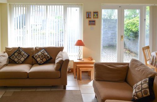 Treator House | Sea Shells