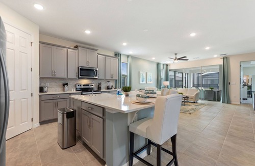 Bay Lake Villa | Sea Shore At Solara Resort By Shine Villas #401 7 Bedroom Villa