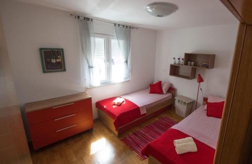 Istok Apartment | Sea & Sky Retreat