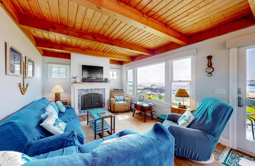Biddeford House | Sea Spray Cove