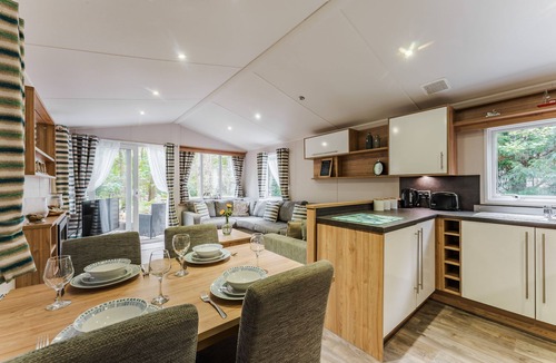 Weybourne Cabin | Sea Squirrel - sleeps 4 guests, High Kelling