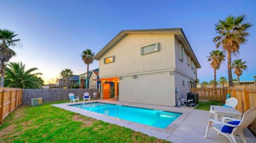 Leeward Sands House | Sea Therapy by AvantStay