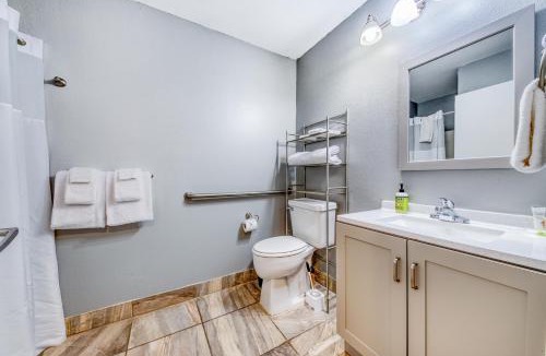 Rockaway Beach House | Sea Treasures Inn