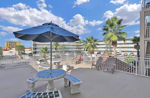 Rogers Seabreeze Condo | Sea Turtle Haven ~ Ocean Front Complex ~ Pool Open