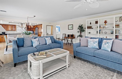 Coury House | Sea View 2 bed/2 bath with private pool
