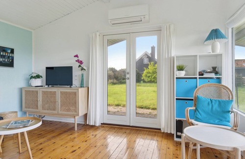 Frolunde House | Sea view 200m to the beach beautiful nature
