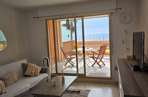 Theoule-sur-Mer Apartment | Sea view apartment