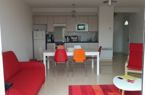 Narbonne-Plage Apartment | Sea View Apartment