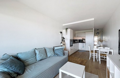 Carnon-Plage Apartment | Sea View Apartment with Terrace & Parking