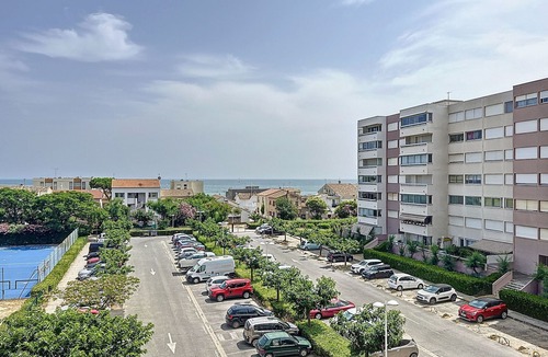 Carnon-Plage Apartment | Sea View Apartment with Terrace & Parking